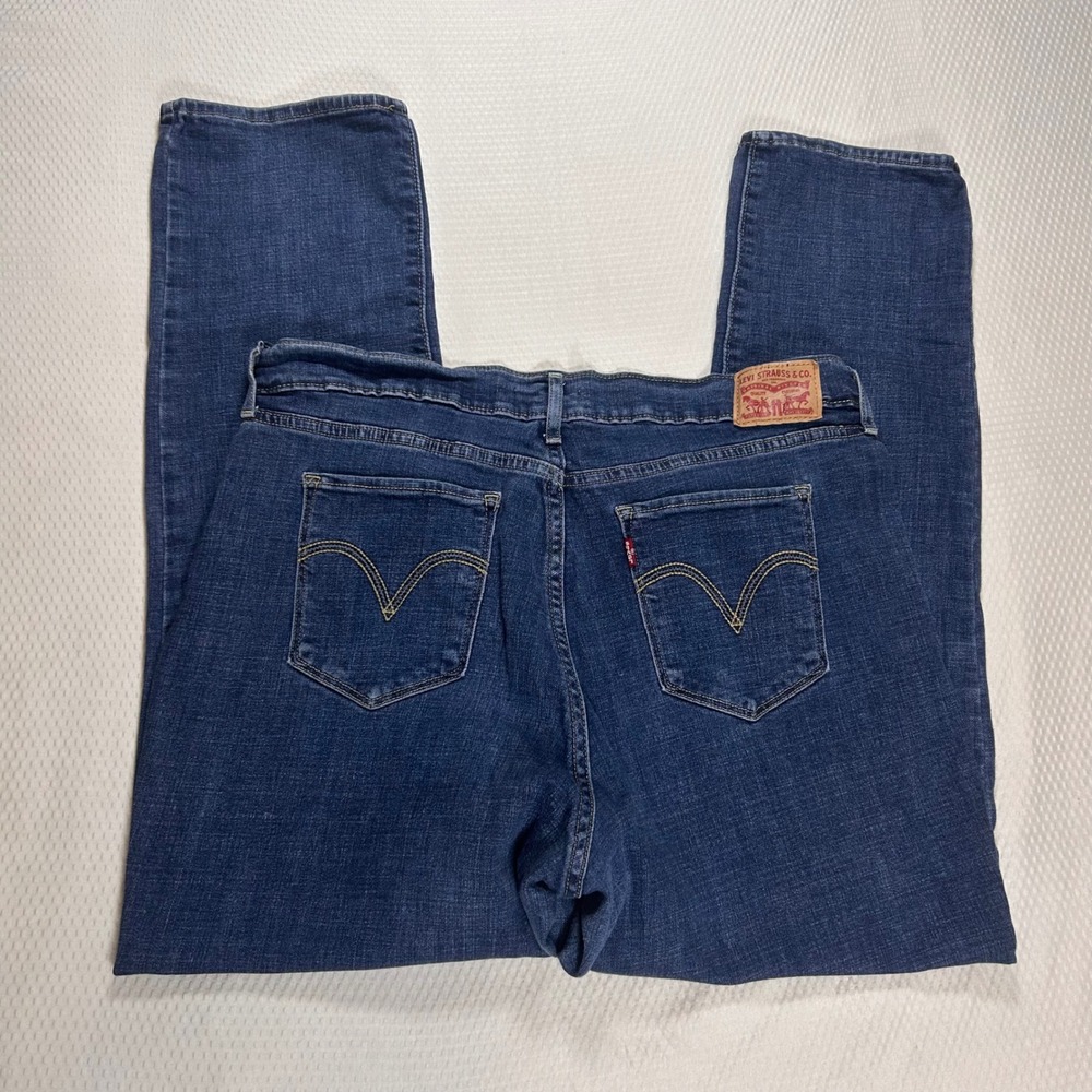 Levis Classic Straight Leg Jeans Dark Wash Blue Stretch Denim Size 32 Womens